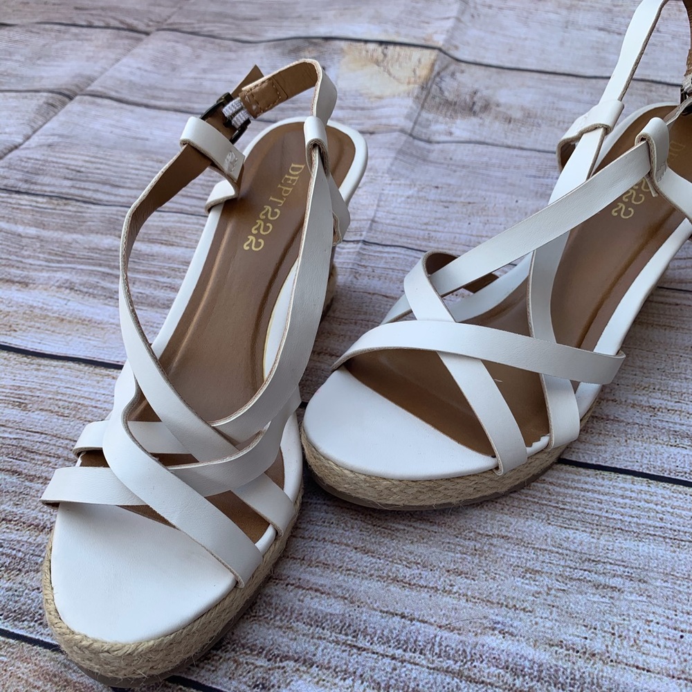 Dept 222 Wedge Sandal SZ 6 1/2
